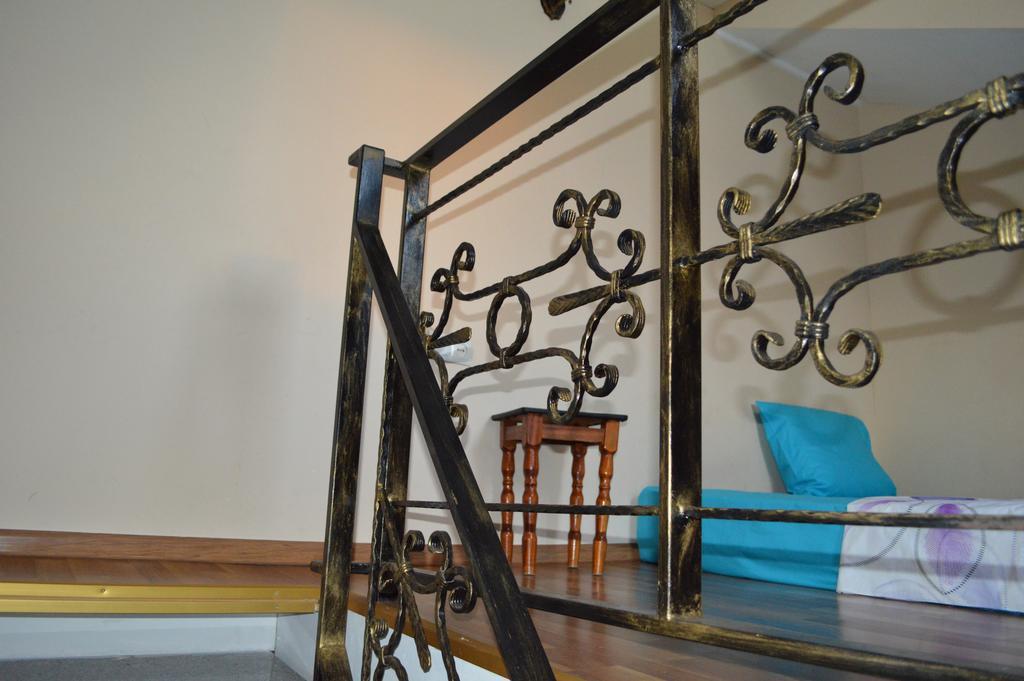 Guest House Nise Tbilisi Eksteriør bilde