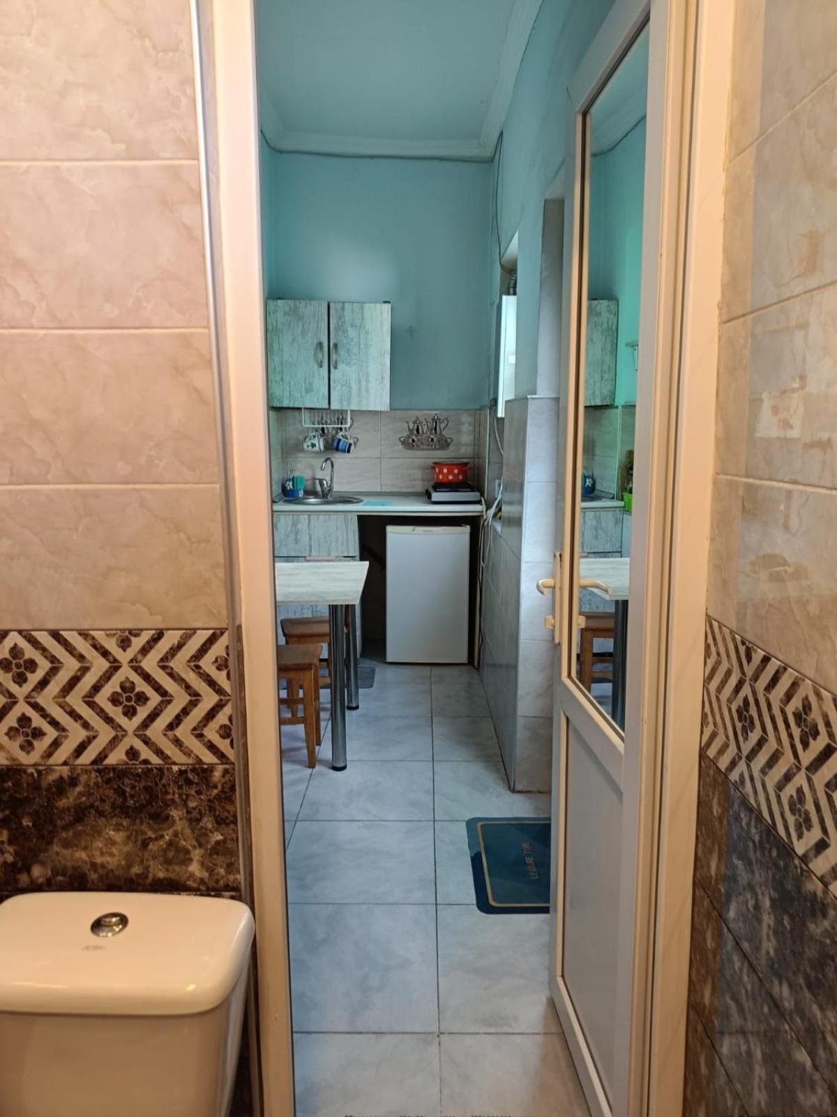Guest House Nise Tbilisi Eksteriør bilde