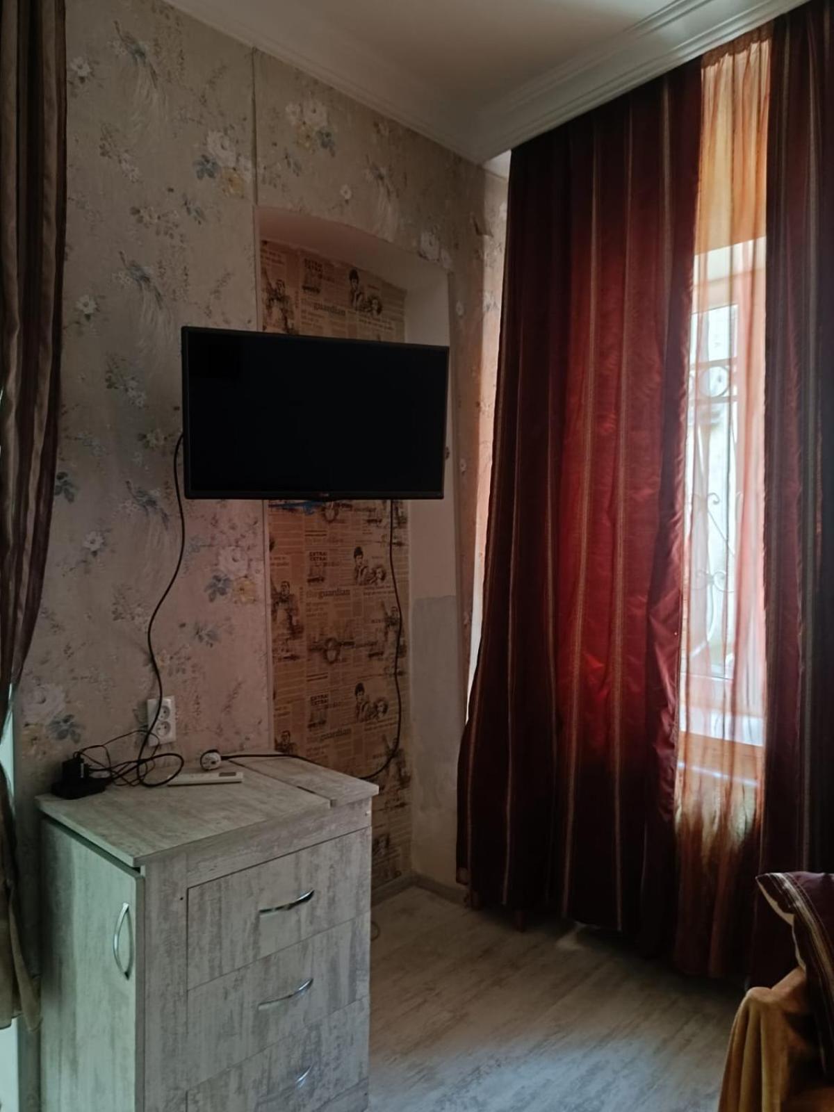 Guest House Nise Tbilisi Eksteriør bilde