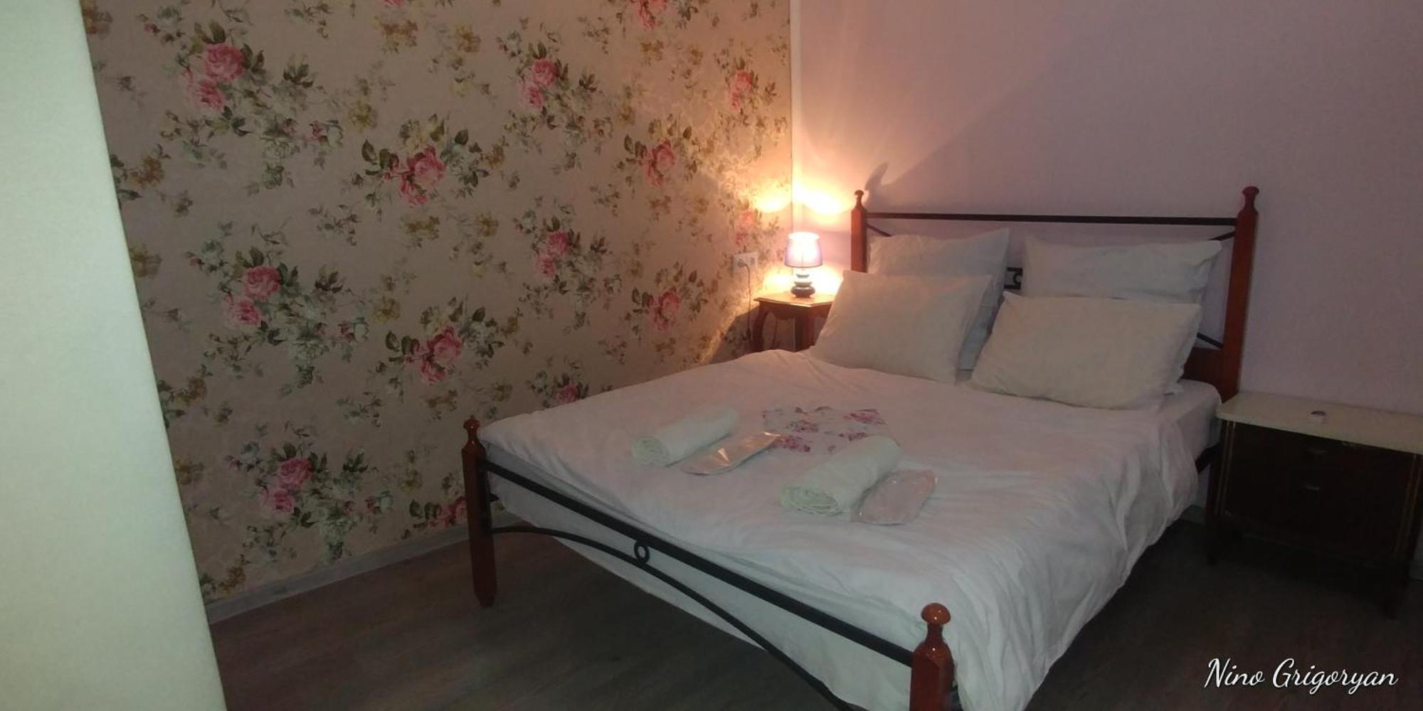 Guest House Nise Tbilisi Eksteriør bilde