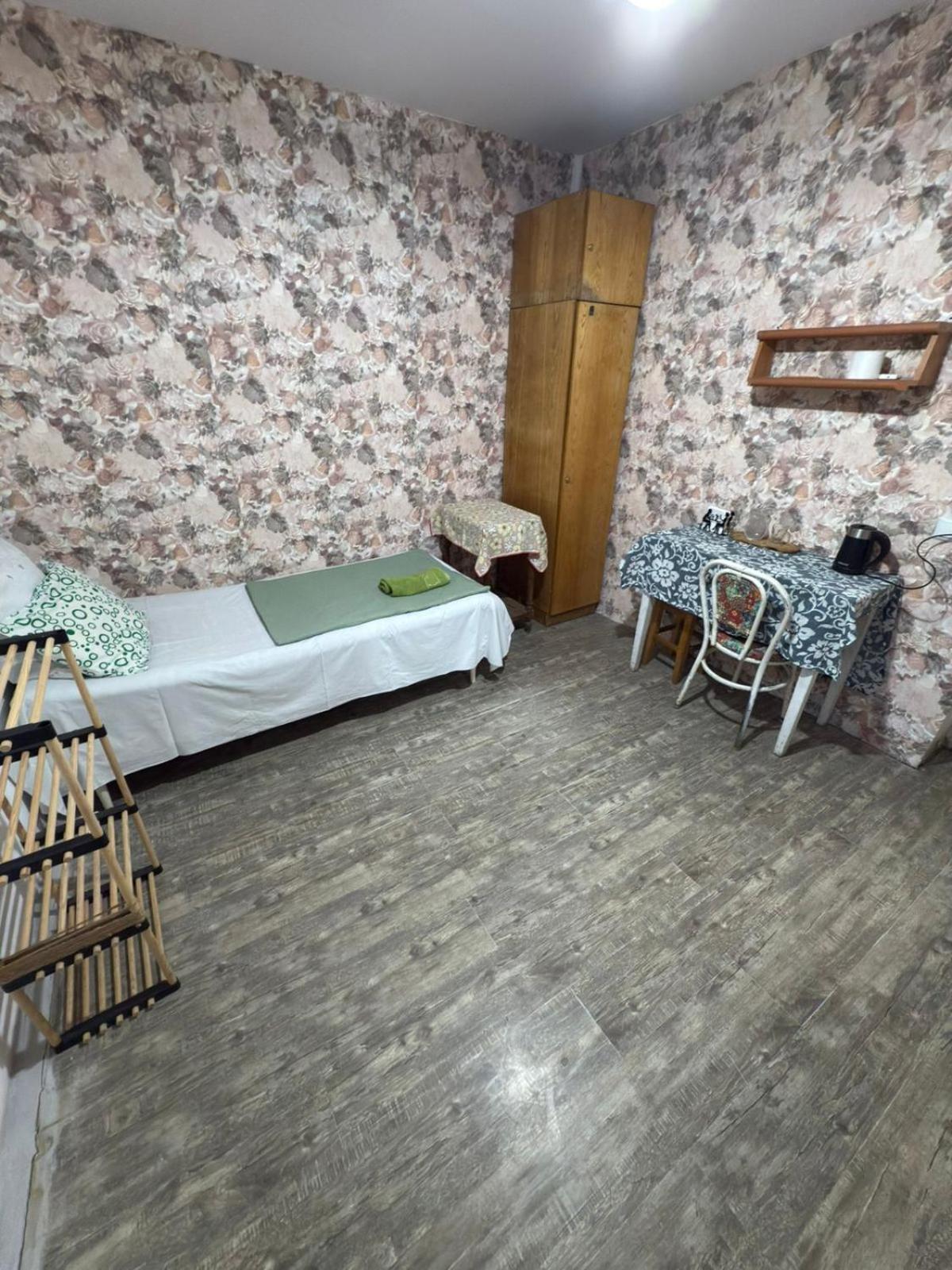 Guest House Nise Tbilisi Eksteriør bilde