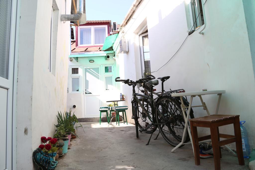Guest House Nise Tbilisi Eksteriør bilde