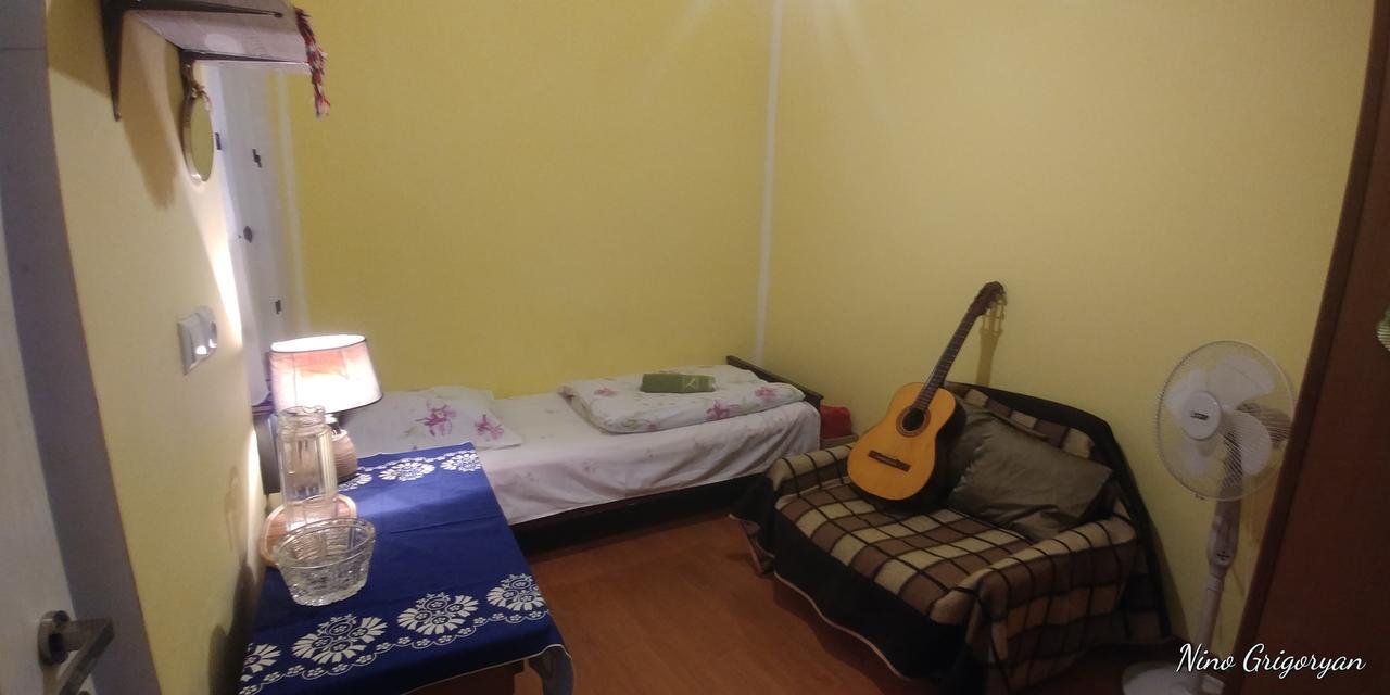 Guest House Nise Tbilisi Eksteriør bilde
